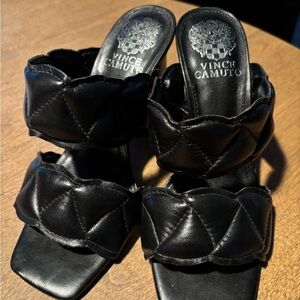 Vince Camuto Black Sandals with Knotted Design